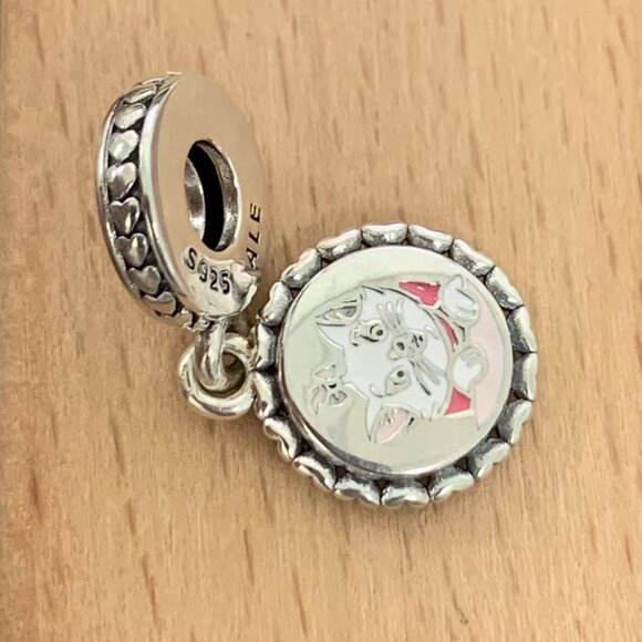 Pandora Aristocats Marie Cat Lady Disney Park Charm, S925 Silver Bracelets - Picture 3 of 4